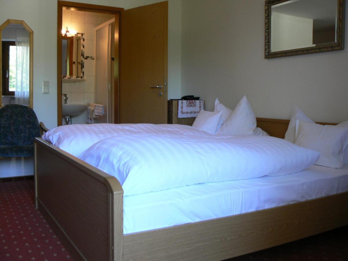 Haus Evelyn / Haus Heidemarie Hotel Bad Fussing Room photo